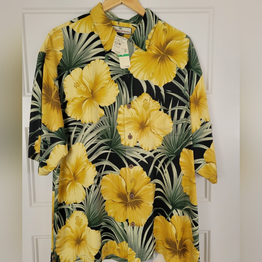 NWT Tommy Bahama Silk Yellow Hibiscus Palm Hawaiian Shirt, Size Large